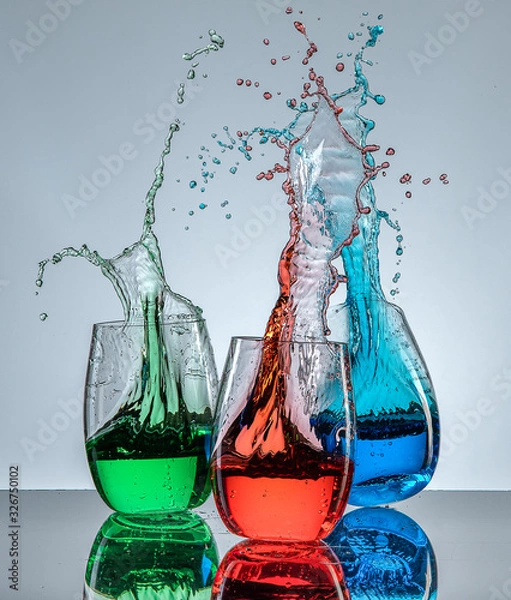 Obraz Water splash in glasses 