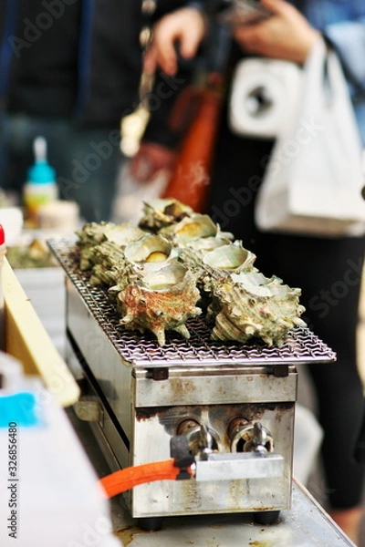 Fototapeta 焼きたてサザエ