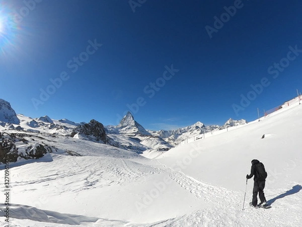 Fototapeta マッターホルン 雪山トレッキング