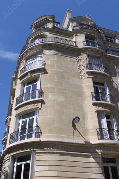 Fototapeta Immeuble du quartier du Palais-Bourbon à Paris