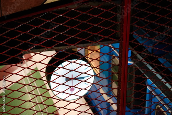 Obraz An underground train station clock