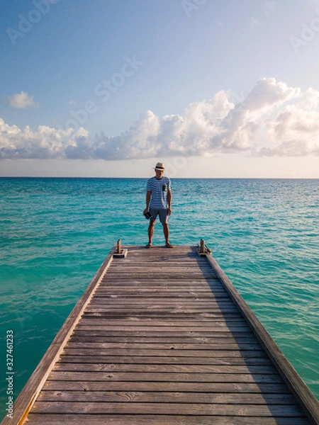 Fototapeta Self portraits by the ocean