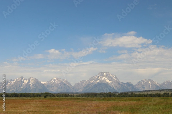 Fototapeta a high mountain range