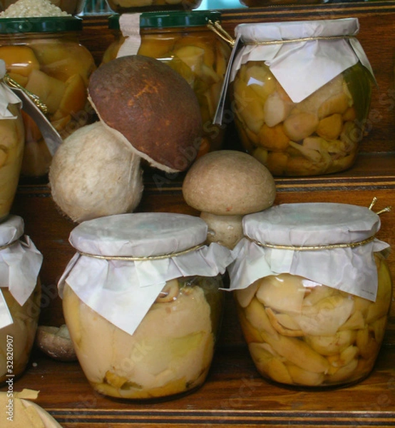 Obraz funghi sott'olio