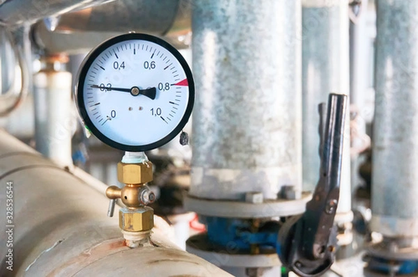 Obraz Pressure gauge showing pressure on the water supply pipe.