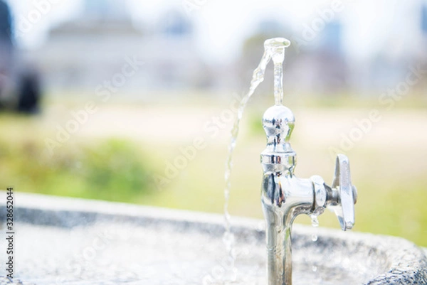 Obraz 公園の蛇口　飲み水