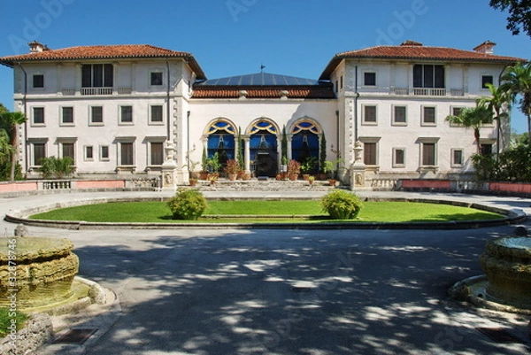 Fototapeta Main house