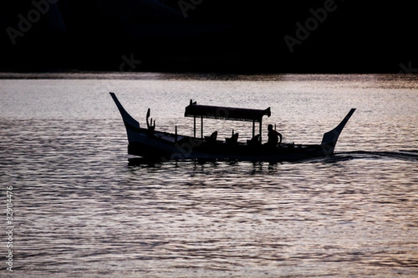 Obraz boat on the river