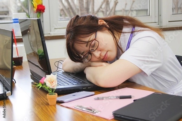 Obraz 女性　医師　ドクター　病院　クリニック　白衣