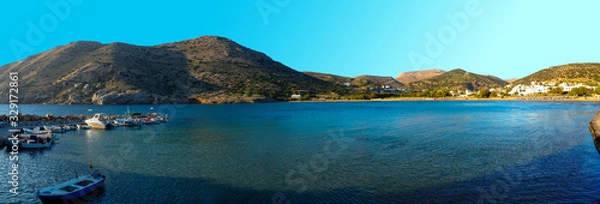 Fototapeta superb panoramic view of the small fishing port of Galissas, on Syros, famous Cyclades island, in the heart of the Aegean Sea