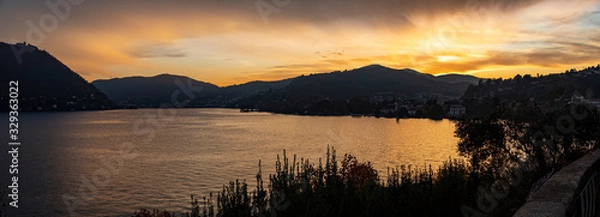 Obraz Scenic sunset on Lake Como