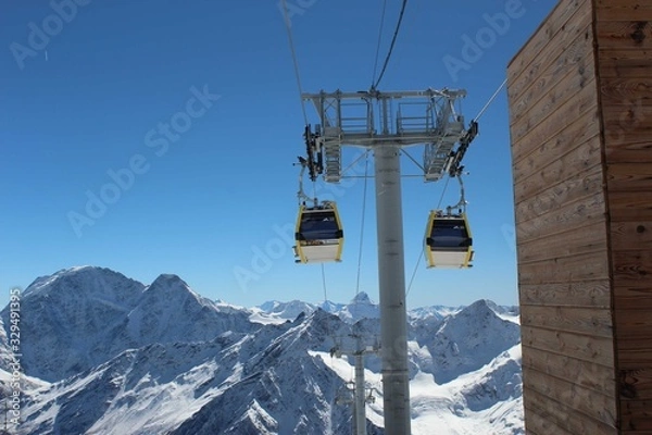 Fototapeta Elbrus funicular 