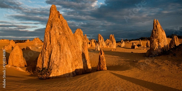 Fototapeta The pinnacles 1