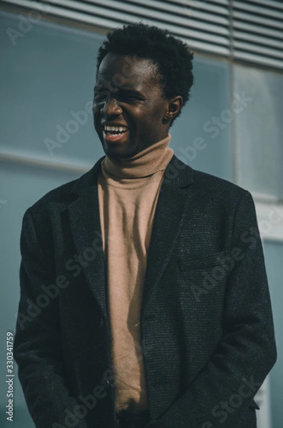 Obraz portrait of a black man laughing 