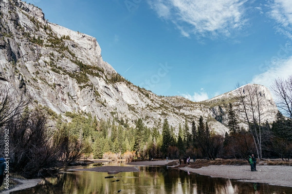 Obraz Mountain Valley View Narrow