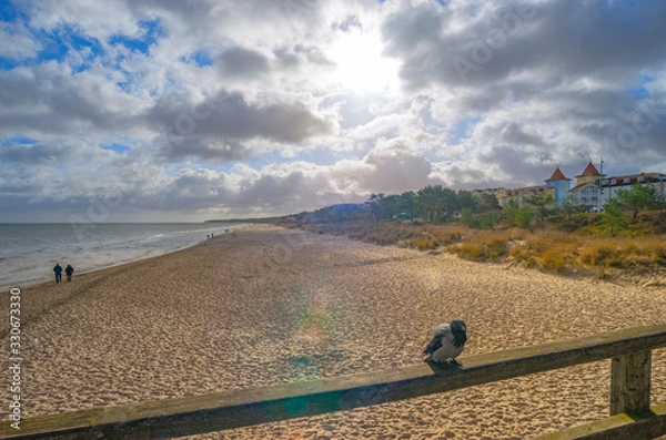 Obraz Baltic Sea, Usedom Island, winter, morning. Pictures of carefree life, practically just a few hours before the corona virus crisis changes everyone: the island is now closed. Fear instead of joy.
