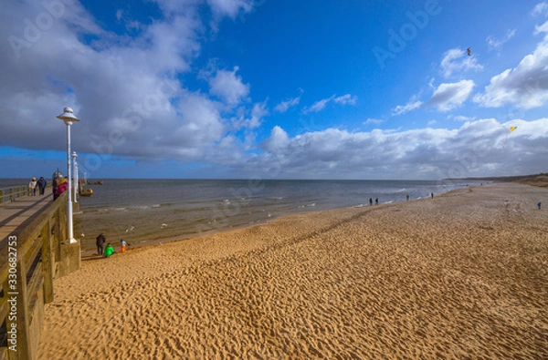 Obraz Baltic Sea, Usedom Island, winter, morning. Pictures of carefree life, practically just a few hours before the corona virus crisis changes everyone: the island is now closed. Fear instead of joy.