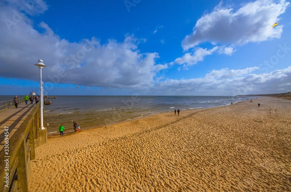 Obraz Baltic Sea, Usedom Island, winter, morning. Pictures of carefree life, practically just a few hours before the corona virus crisis changes everyone: the island is now closed. Fear instead of joy.