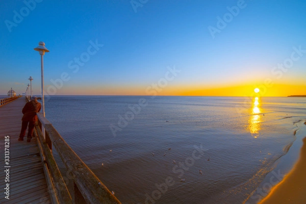 Obraz Baltic Sea, Usedom Island, winter, morning. Pictures of carefree life, practically just a few hours before the corona virus crisis changes everyone: the island is now closed. Fear instead of joy.