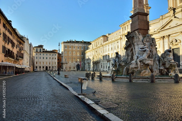 Obraz Piazza Navona : natural sunlight of dawn on empty  square in the early morning