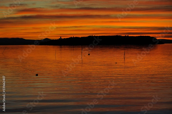 Fototapeta Isle sunset