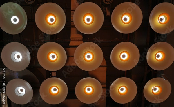 Fototapeta Luces modernas de la T4 del aeropuerto de Barajas.