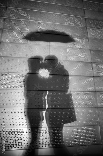 Obraz umbrella, silhouette, love and kisses in bw