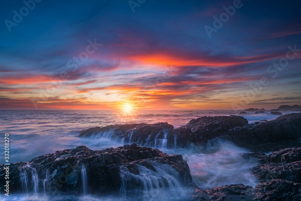 Obraz Oregon coast sunset and ocean waterfalls