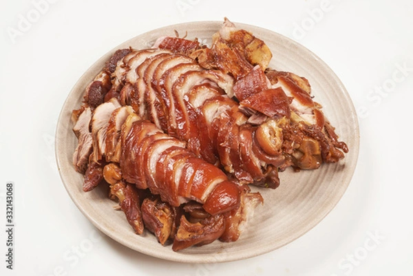 Obraz 흰색바탕에 접시 위에 돼지다리 요리 족발