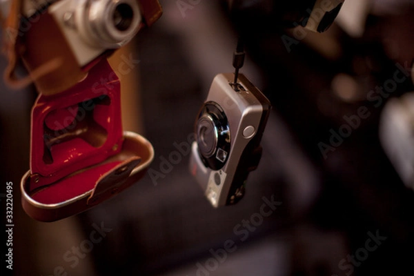 Obraz Cámara de fotos antigua analógica en mercadillo