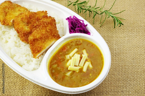 Obraz チキンカツカレーの弁当