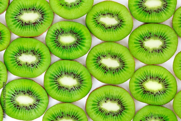 Obraz kiwi, cut into slices