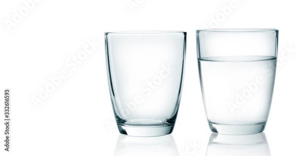 Fototapeta Water glass isolated on with background