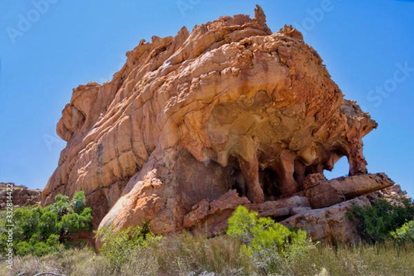 Fototapeta Stadsaal Caves, Cederberg, Western Cape, South Africa. This cavernous dome has been carved out of the rock by thousands of years of wind erosion and other weather factors.