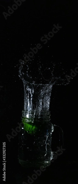 Fototapeta Combava Splash