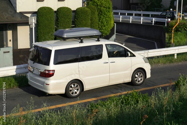 Fototapeta ワンボックスカー　ルーフキャリアボックス