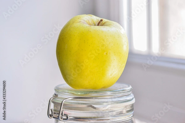 Fototapeta apple on a jar