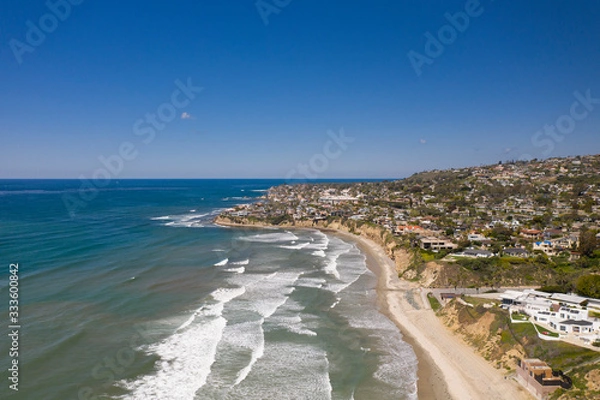 Fototapeta Aerial drone photo of a completely empty Pacific Beach due to the Coronavirus and Covid 19 Pandemic. San Diego, Ca, USA.