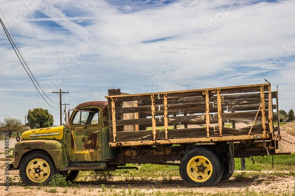 Obraz Old Rusted Flat Bed Truck
