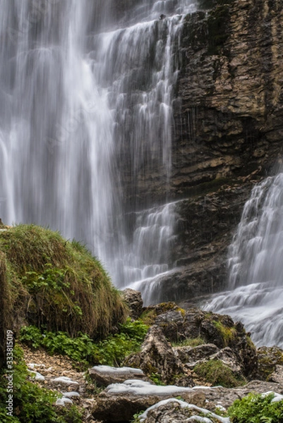Obraz cascade du cirque de saint meme