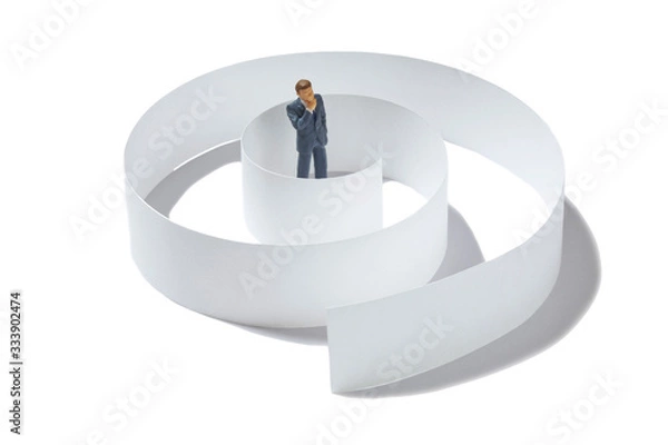 Obraz 어려움에 둘러 쌓인 피규어