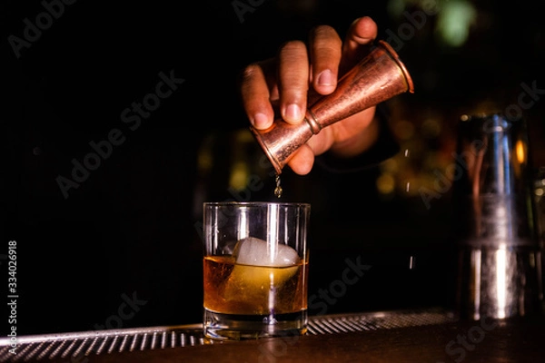 Obraz Pour me a drink