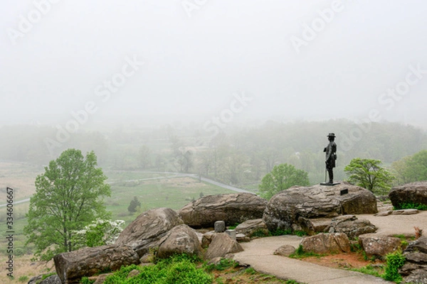 Fototapeta  Little Round Top at Civil War battlefield with statue of General Warren, Gettysburg, Pennsylvania.