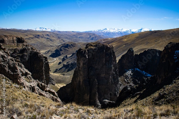 Fototapeta rocky valley