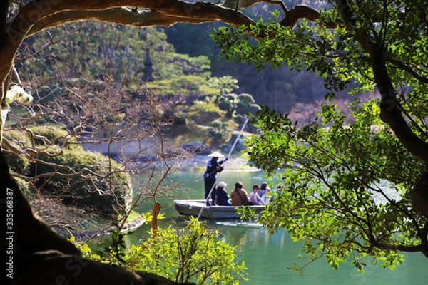 Fototapeta 栗林公園の渡し船
