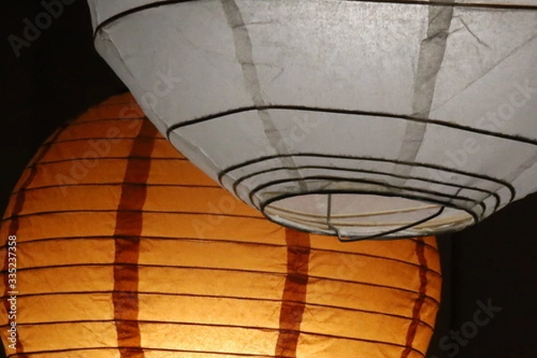 Obraz The white ball taking over