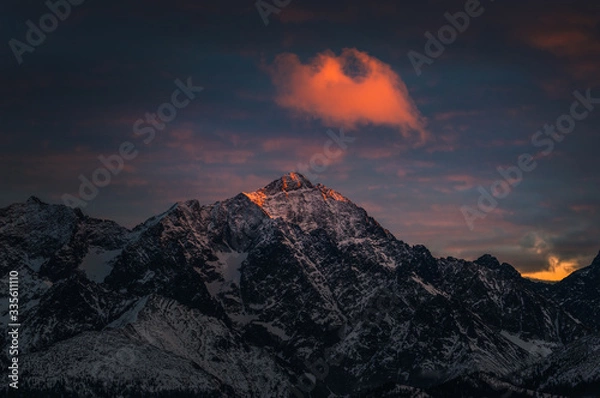 Obraz Lodowy Szczyt pod chmurką 