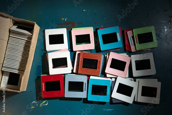 Obraz digitizing slides in the evening