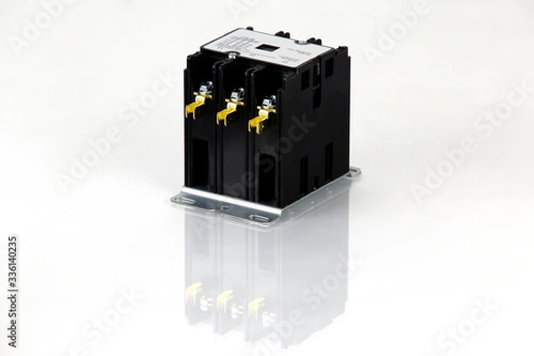 Obraz Magnetic contactor.