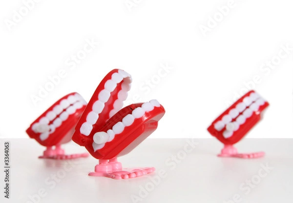 Obraz zęby kończą zabawki